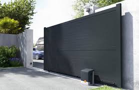 Puerta automática instalada