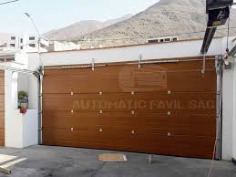 Puerta de garaje seccional